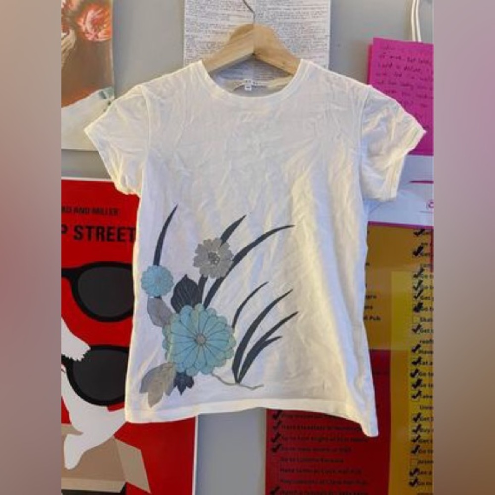 the Y2K Smart Set White Floral Baby Tee